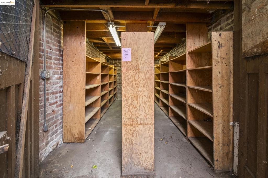 BERKELEY BOWL - Residential
