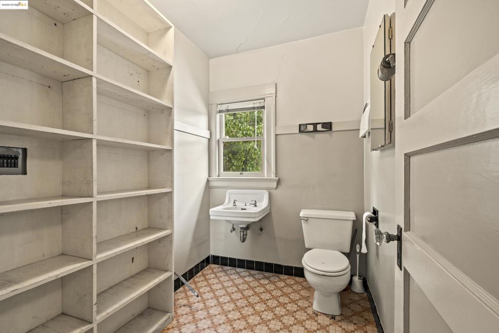 BERKELEY BOWL - Residential