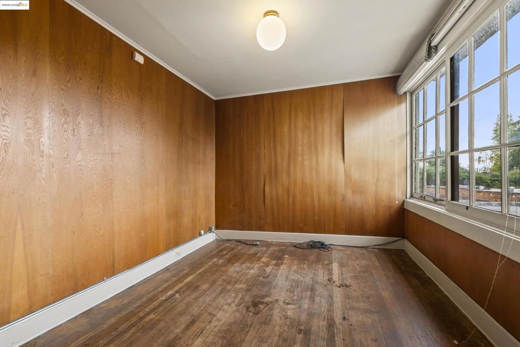 BERKELEY BOWL - Residential
