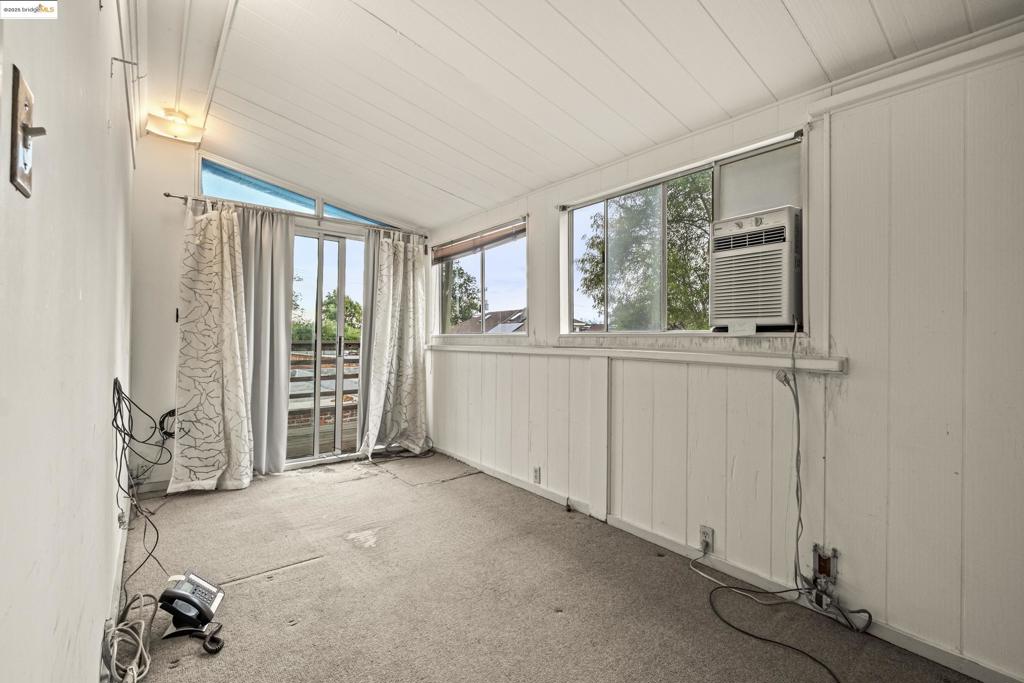 BERKELEY BOWL - Residential