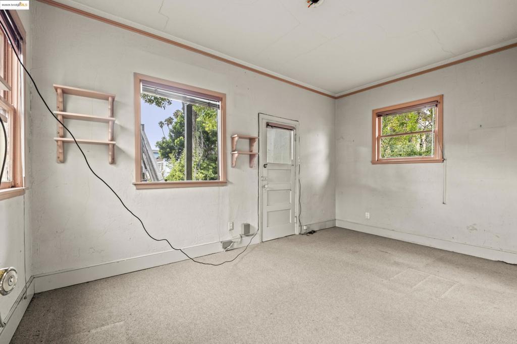 BERKELEY BOWL - Residential