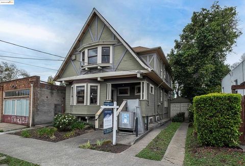 Photo of 3050 Shattuck Ave, Berkeley, CA 94705 (MLS # 41115099)