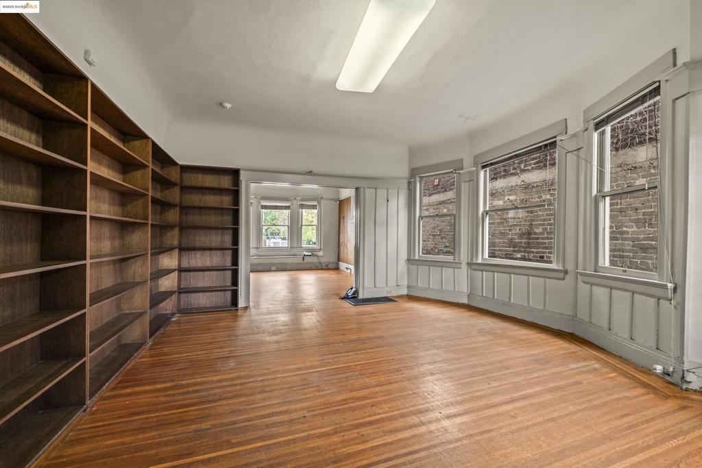 BERKELEY BOWL - Residential