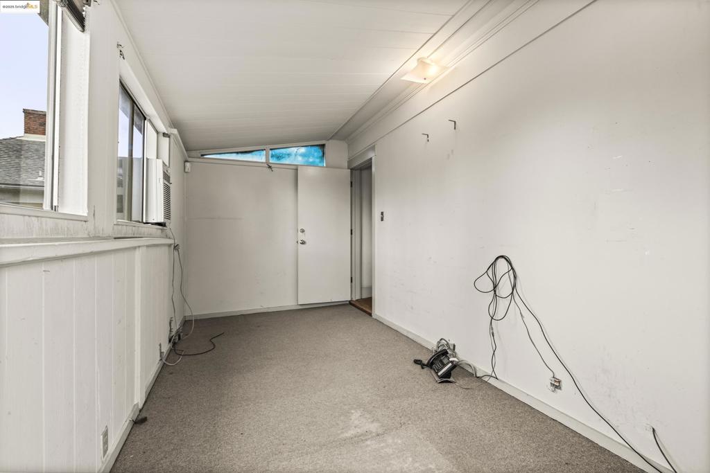 BERKELEY BOWL - Residential