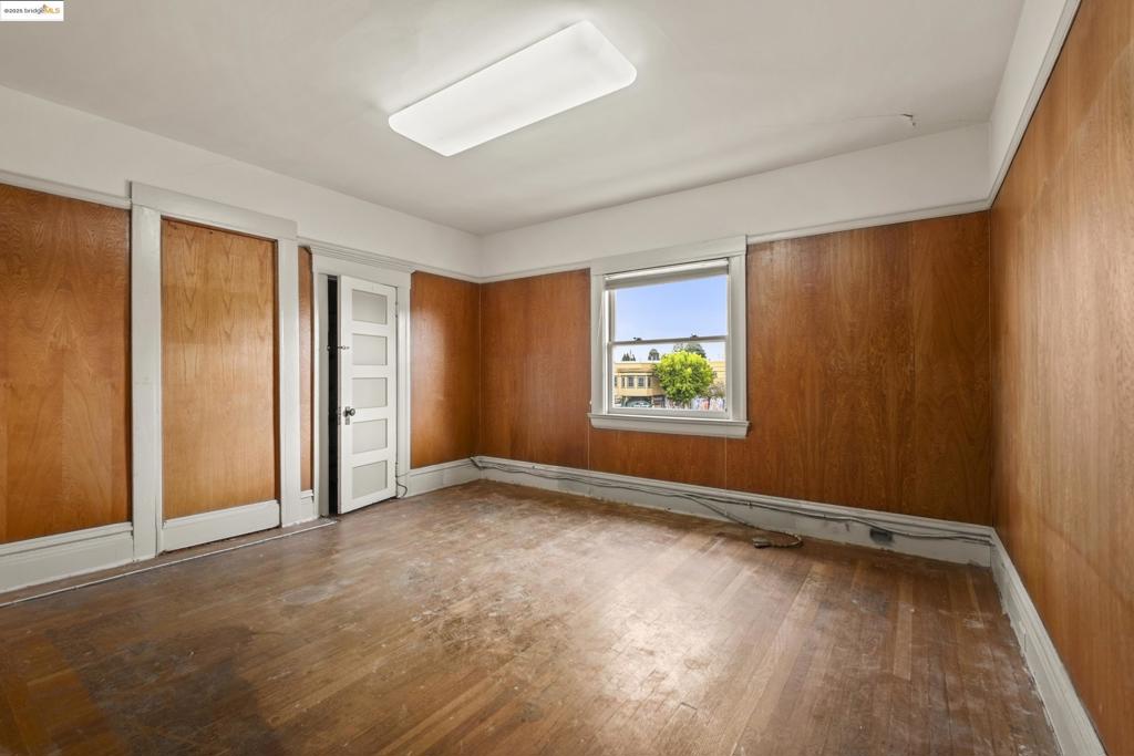 BERKELEY BOWL - Residential
