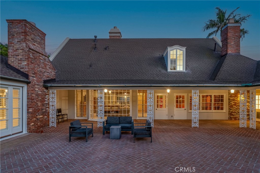 4217 Cedar