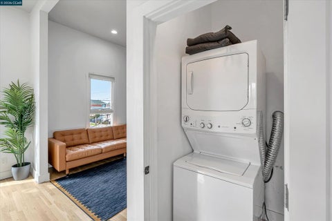 Tiny photo for 1642 14th St St, Oakland, CA 94607 (MLS # 41151593)