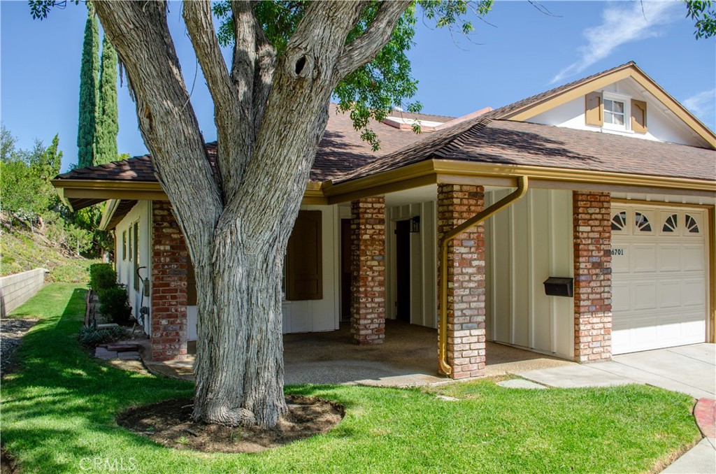 26701 Oak Branch Circle