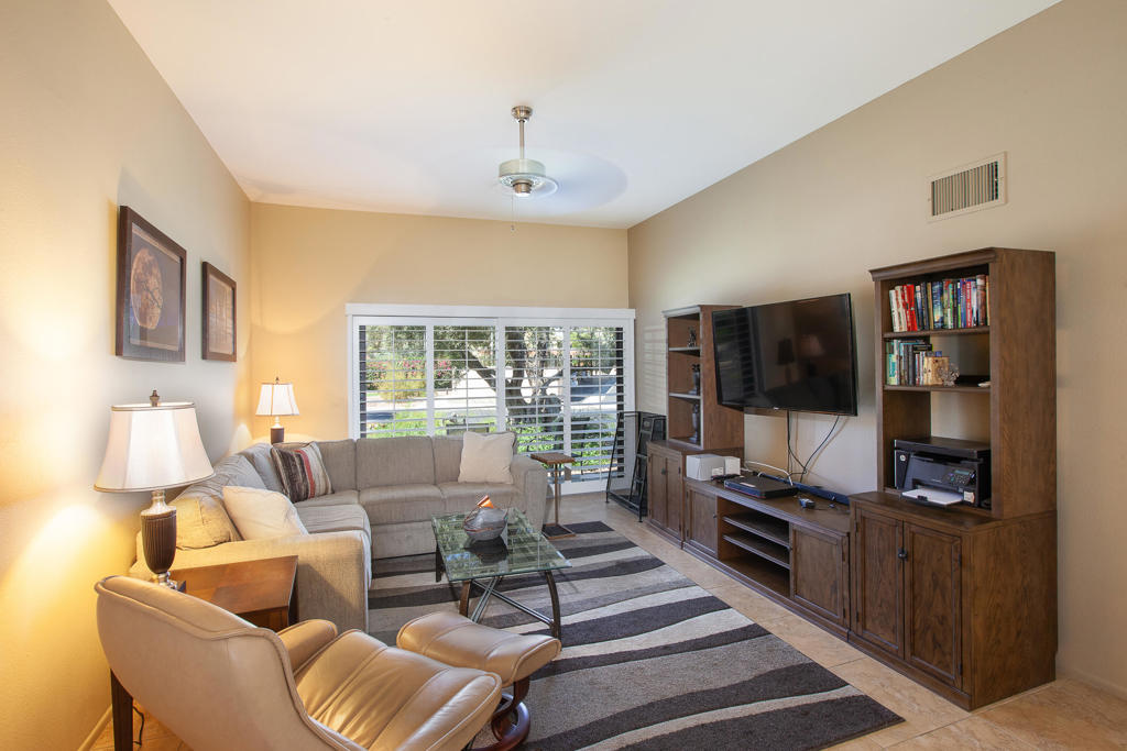 2348 Los Coyotes Drive