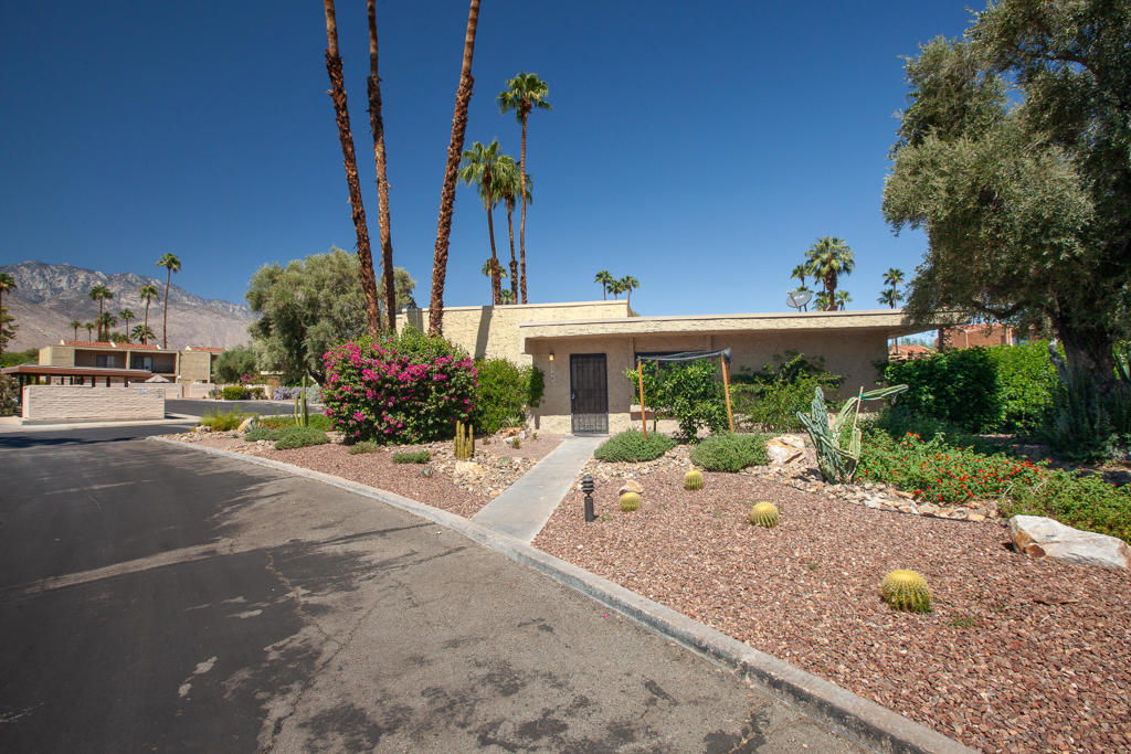 One of the very few single story condo's with no one above or below you. Updated kitchen including quartz counters. Bathrooms updated with new shower in master bath. Perfect distance from the pool. Beautiful mountain views out of your huge front sliders. Complex is surrounded by Tahquitz Creek Golf Course. Trader Joe's, Vons and Walmart right down the street. Has a nice private walled rear patio located off the kitchen.