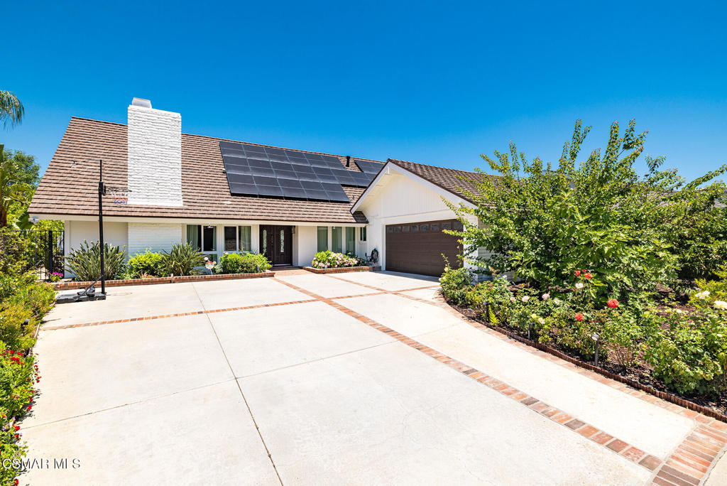 22957 De Kalb Drive