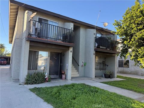 Photo of 415 S 6th St, Montebello, CA 90640 (MLS # DW25274699)