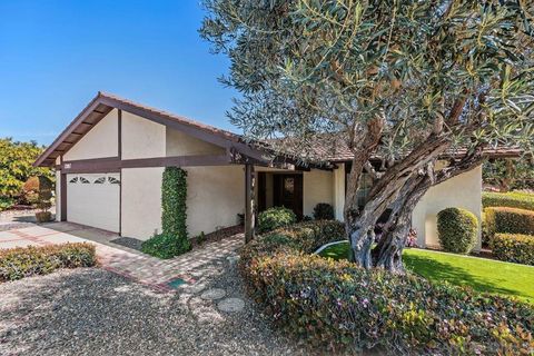 Photo of 12007 Bajada Rd Rd, San Diego, CA 92128 (MLS # 260005274SD)