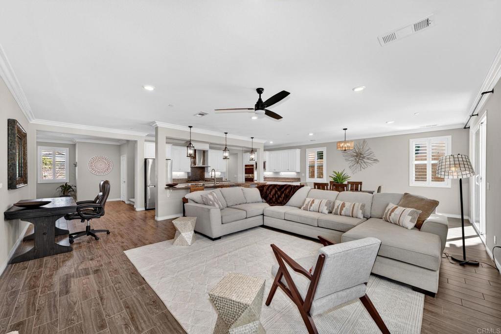 45721 Middle Gate Court