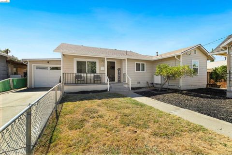 Photo of 1126 Medanos St, Antioch, CA 94509 (MLS # 41142006)