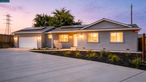 Photo of 2100 Paige Ct CT, Pittsburg, CA 94565 (MLS # 41144592)