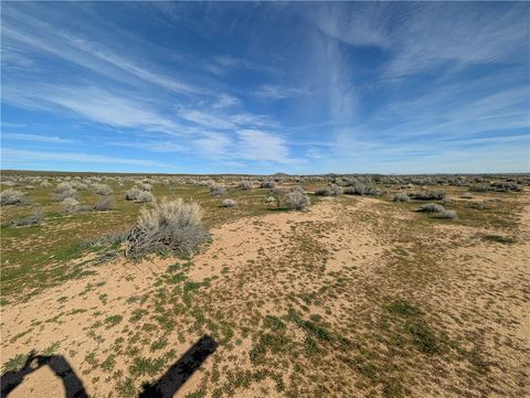 Photo of 13251 135th Street, Edwards, CA 93523 (MLS # HD25277369)