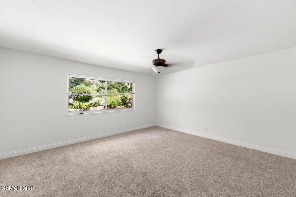 Agoura Hills, California 91301, United States, 4 Bedrooms Bedrooms, ,2 BathroomsBathrooms,Residential,Pending,214474