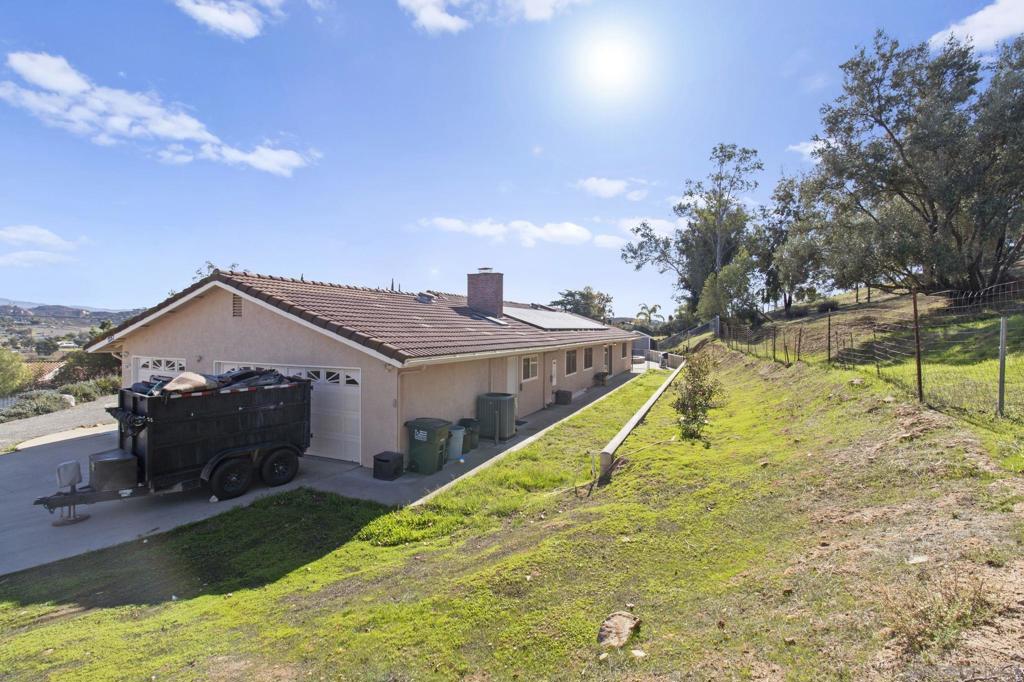 Ramona - Residential