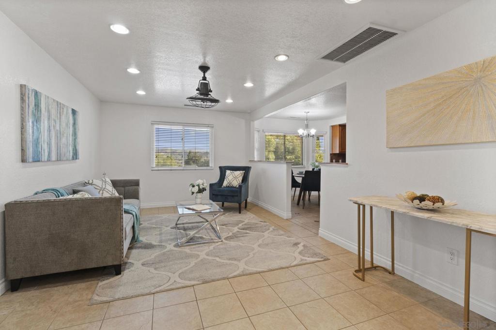 Ramona - Residential