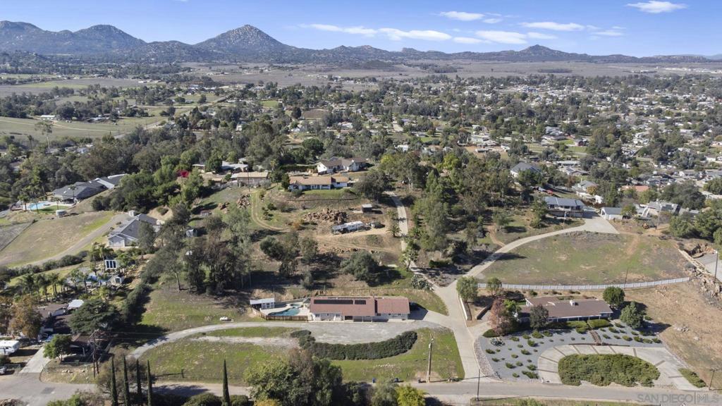 Ramona - Residential