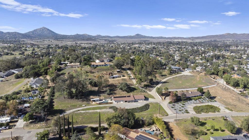 Ramona - Residential