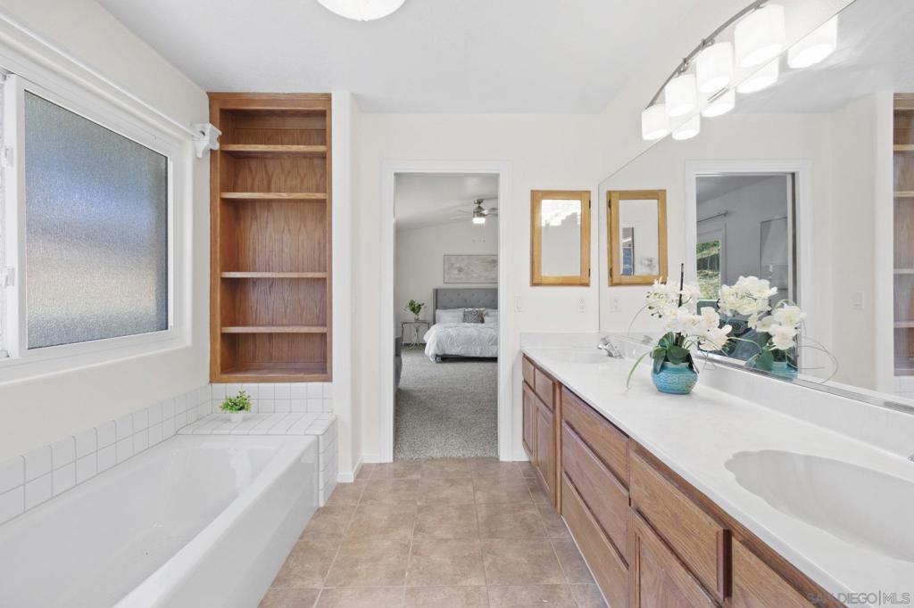 Ramona - Residential