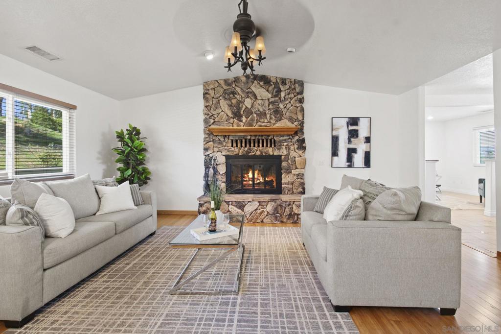 Ramona - Residential