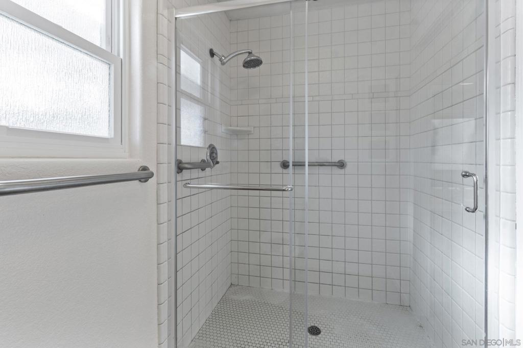 Ramona - Residential