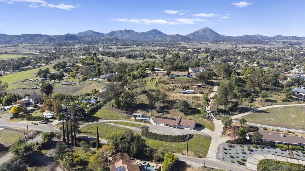 Ramona - Residential