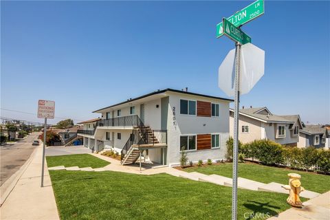 Photo of 2601 Curtis Avenue, Redondo Beach, CA 90278 (MLS # SB26093562)