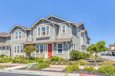 Photo of 17655 Reynolds Street, Marina, CA 93933 (MLS # ML82050790)