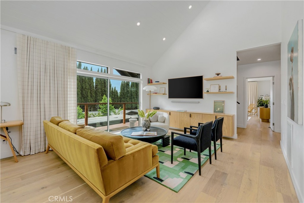 Properties 4 2240 Ewing Street