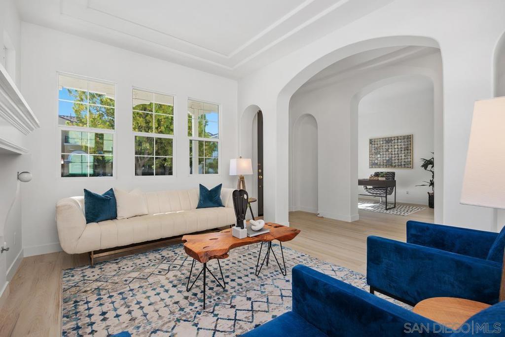13800 Torrey Del Mar Dr
