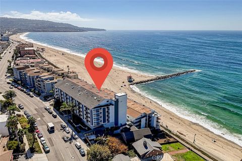 Tiny photo for 615 Esplanade #508, Redondo Beach, CA 90277 (MLS # SB25238600)