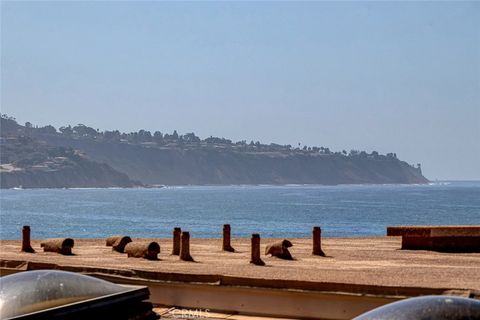 Tiny photo for 615 Esplanade #508, Redondo Beach, CA 90277 (MLS # SB25238600)