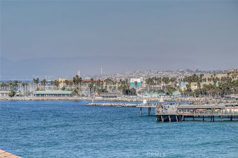 Tiny photo for 615 Esplanade #508, Redondo Beach, CA 90277 (MLS # SB25238600)