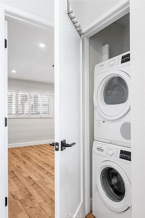 Tiny photo for 615 Esplanade #508, Redondo Beach, CA 90277 (MLS # SB25238600)