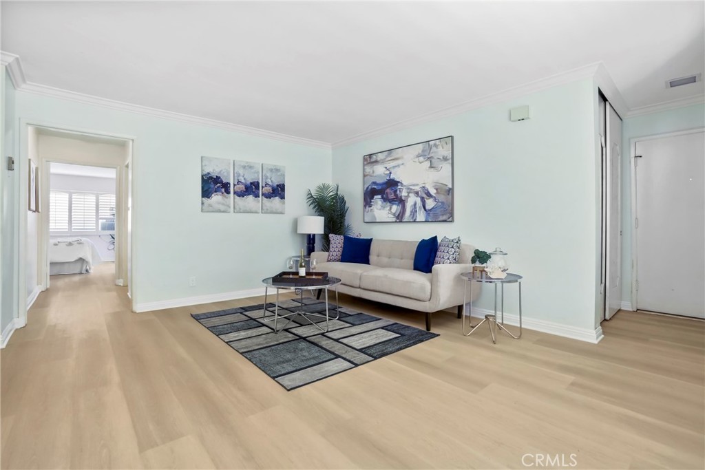 3511 Elm Avenue 212