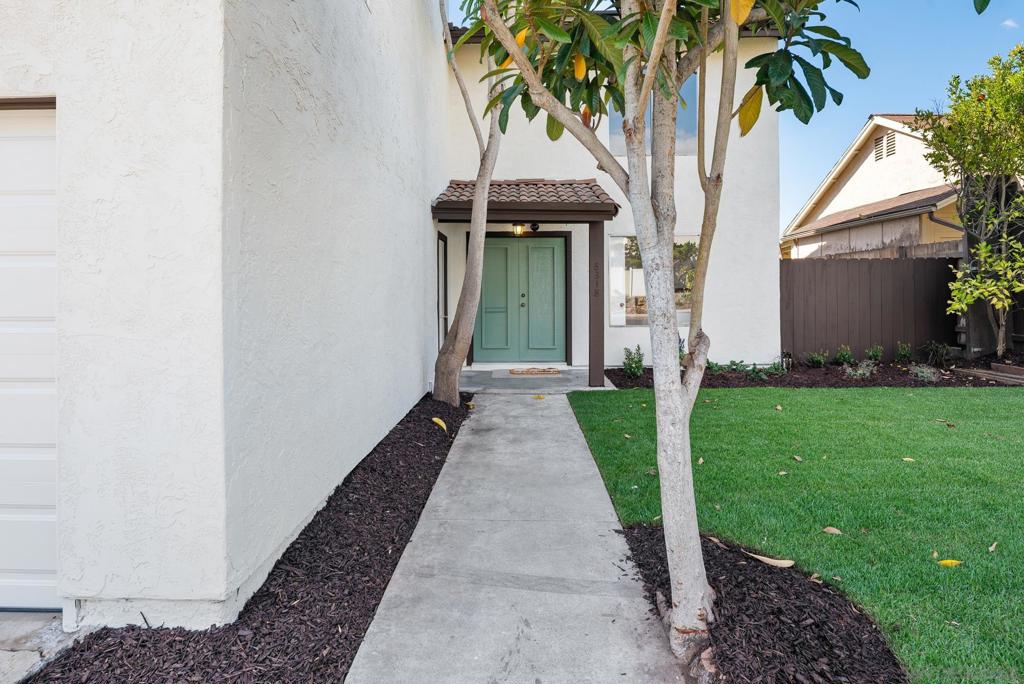 Del Cerro - Residential