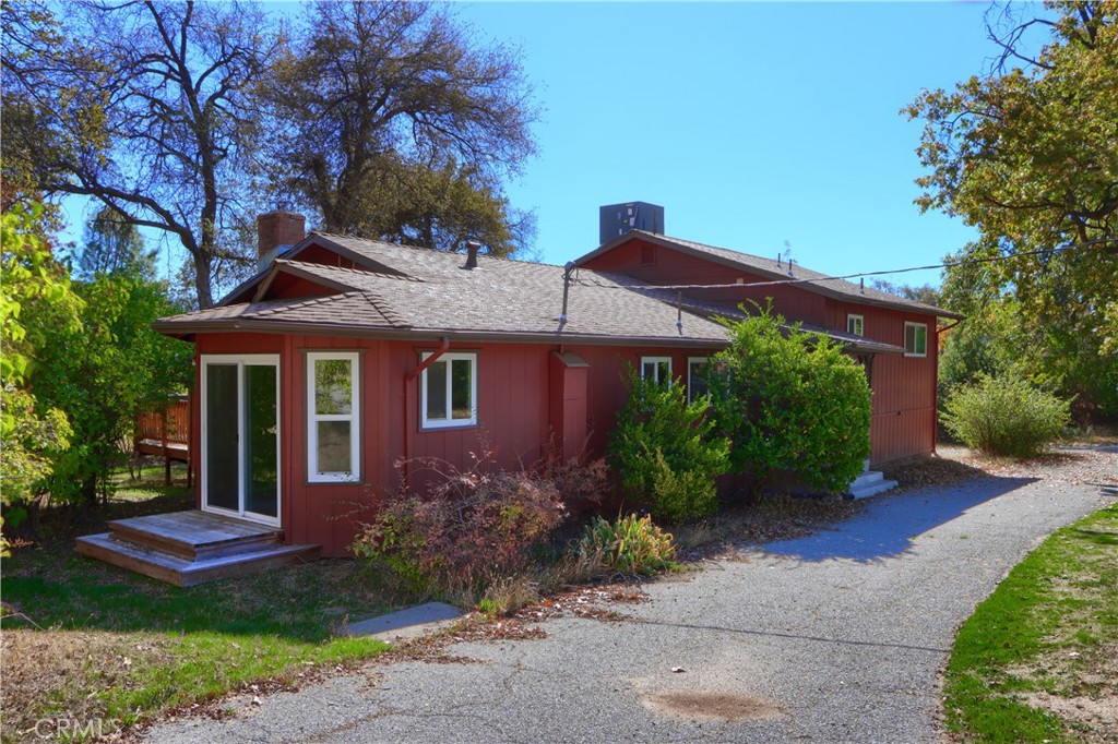 Properties 1 42896 Country Club Drive E