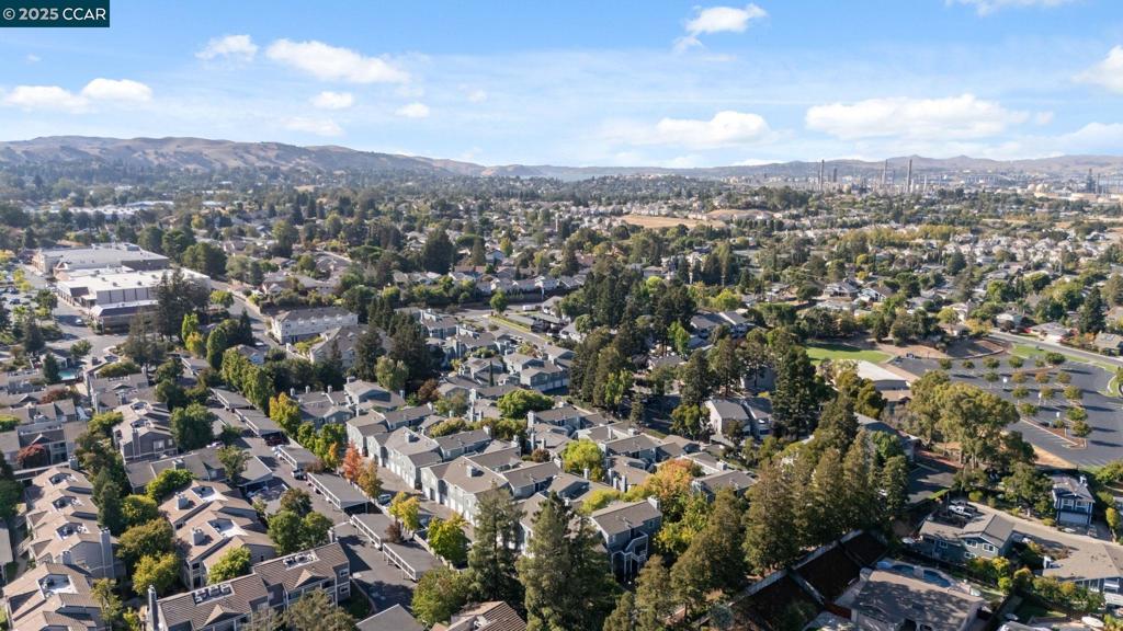 MAYWOOD VILLAGE - Residential