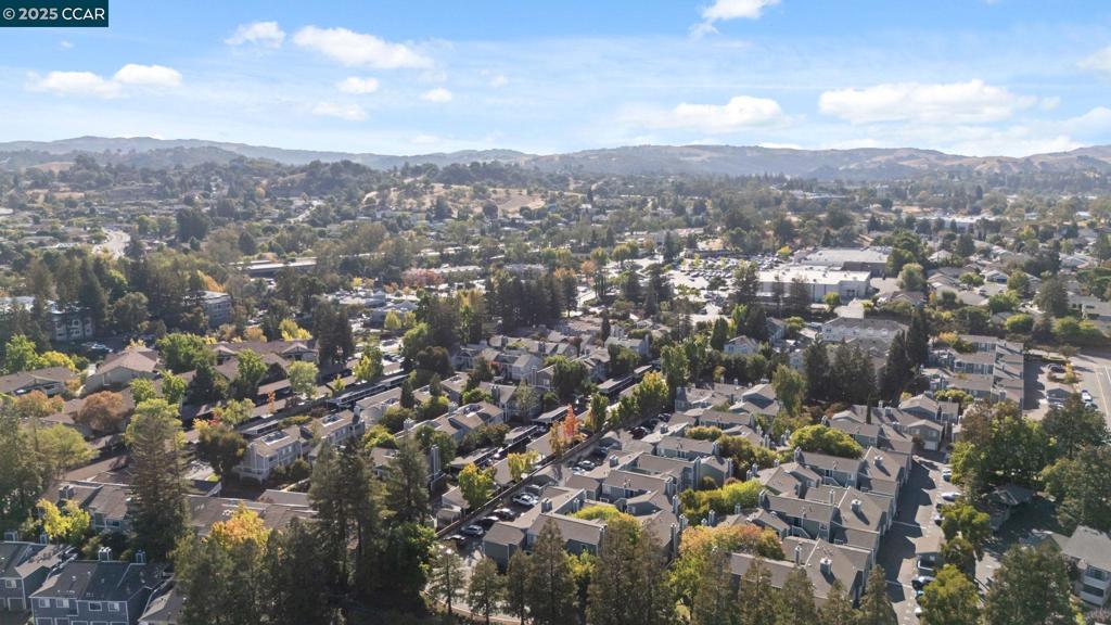 MAYWOOD VILLAGE - Residential
