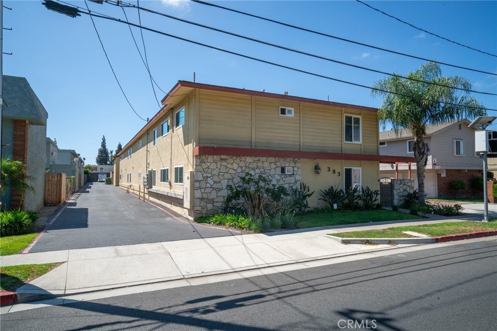 383 W Wilson Street