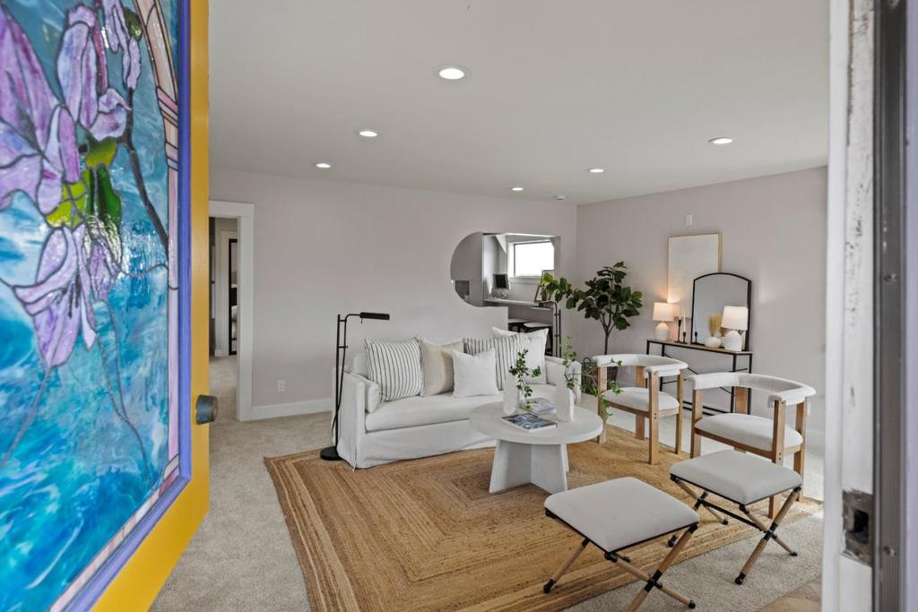 Properties 4 110 Forest Avenue