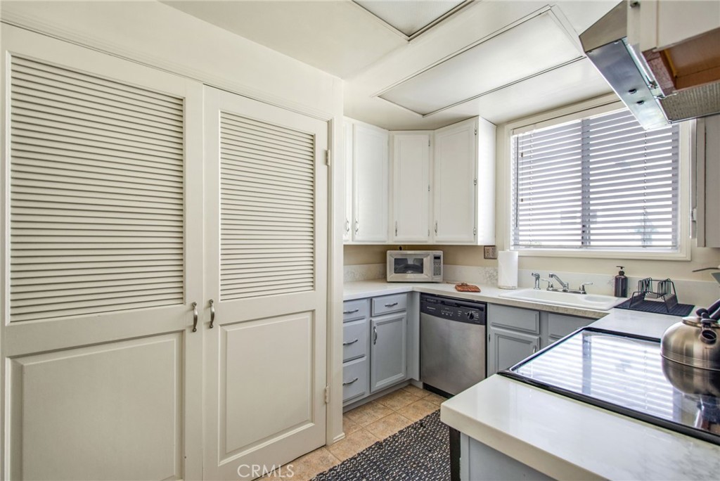 Naples (NA) - Residential Income