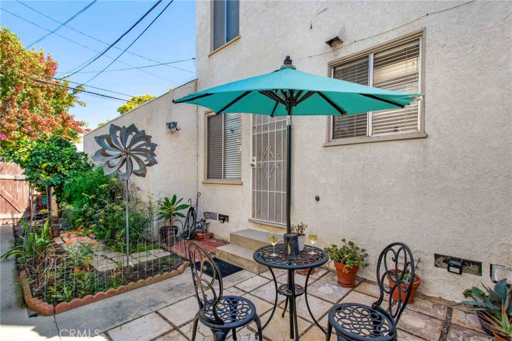 Naples (NA) - Residential Income