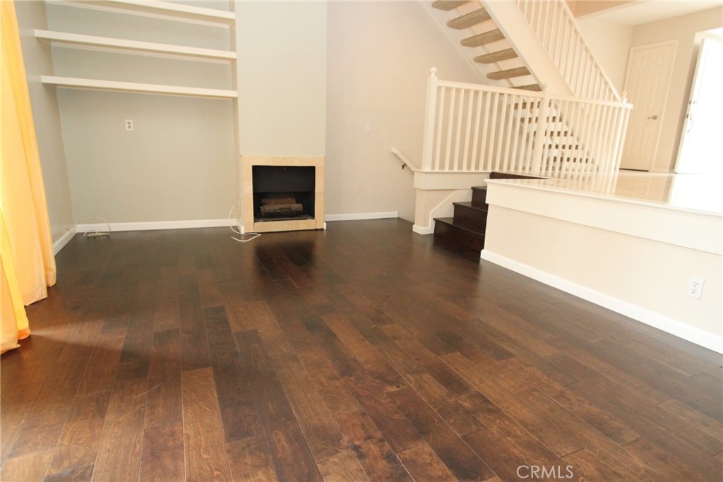 25 Escapade Court 284