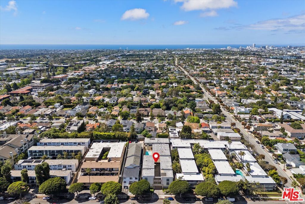 Photo of 2621 Centinela Avenue #18, Santa Monica, CA 90405 (MLS # 26672105)