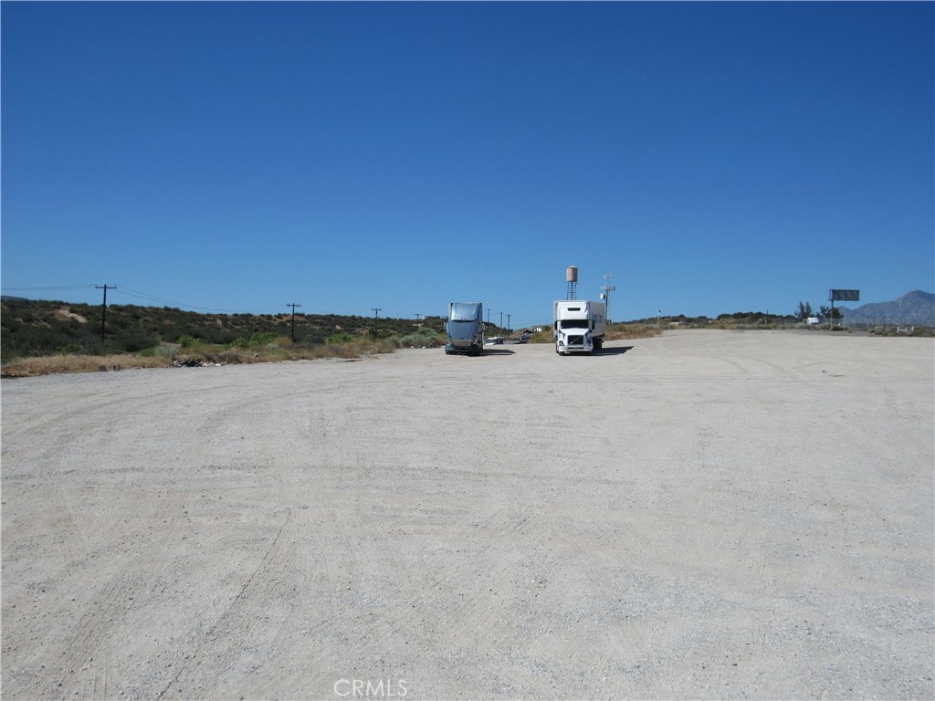 5940 Mariposa Road